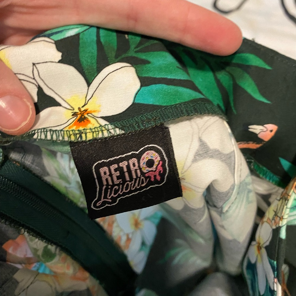 NWOT, One of a Kind Cigarette Pants from Retrolicious - Picture 3 of 3